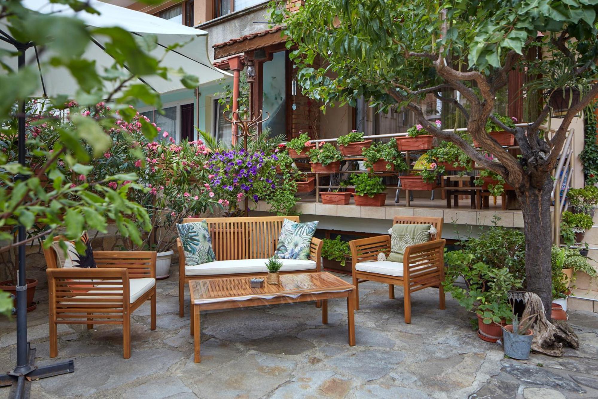 Nirvana Guest House Nesebar Exterior foto