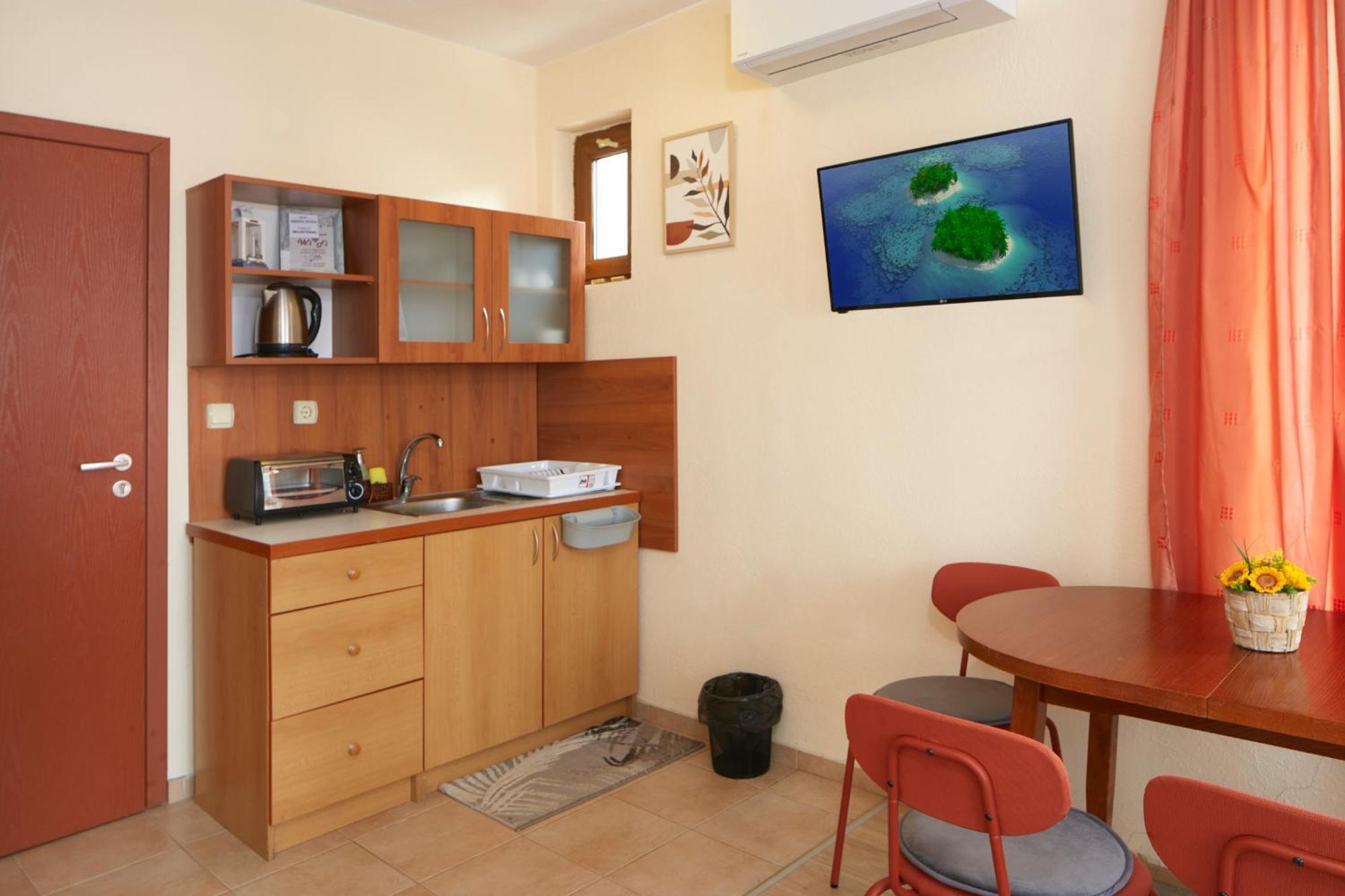 Nirvana Guest House Nesebar Exterior foto